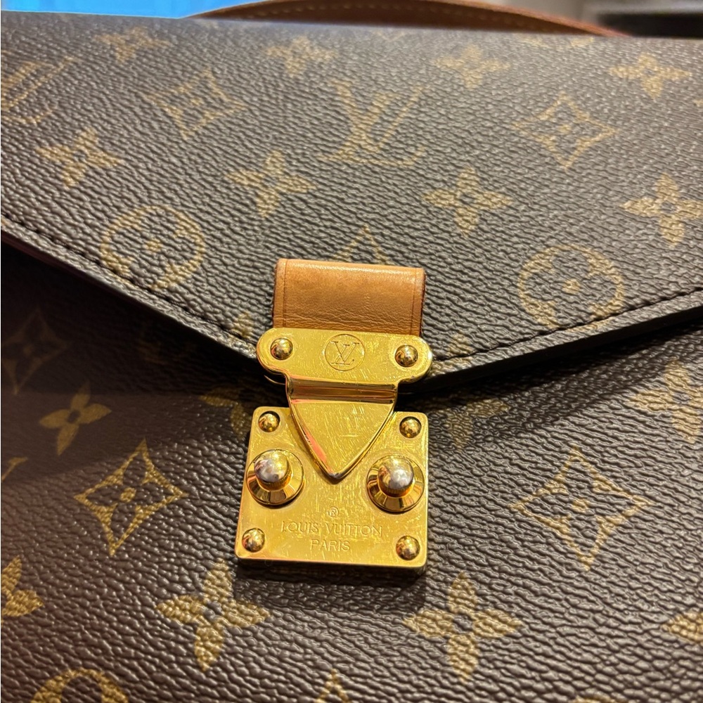 LOUIS VUITTON Pochette Métis - Picture 4 of 11